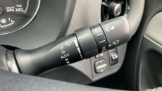 Toyota Yaris 1.5 VVT-i Icon 5dr Petrol Hatchback